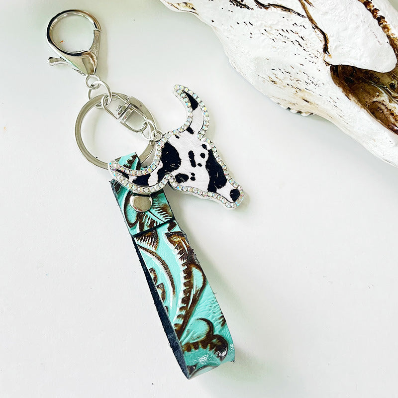 Rhinestone Bull Keychain - Drazelle Store