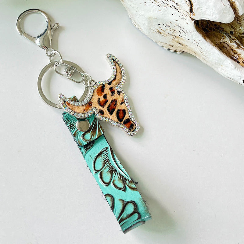 Rhinestone Bull Keychain - Drazelle Store