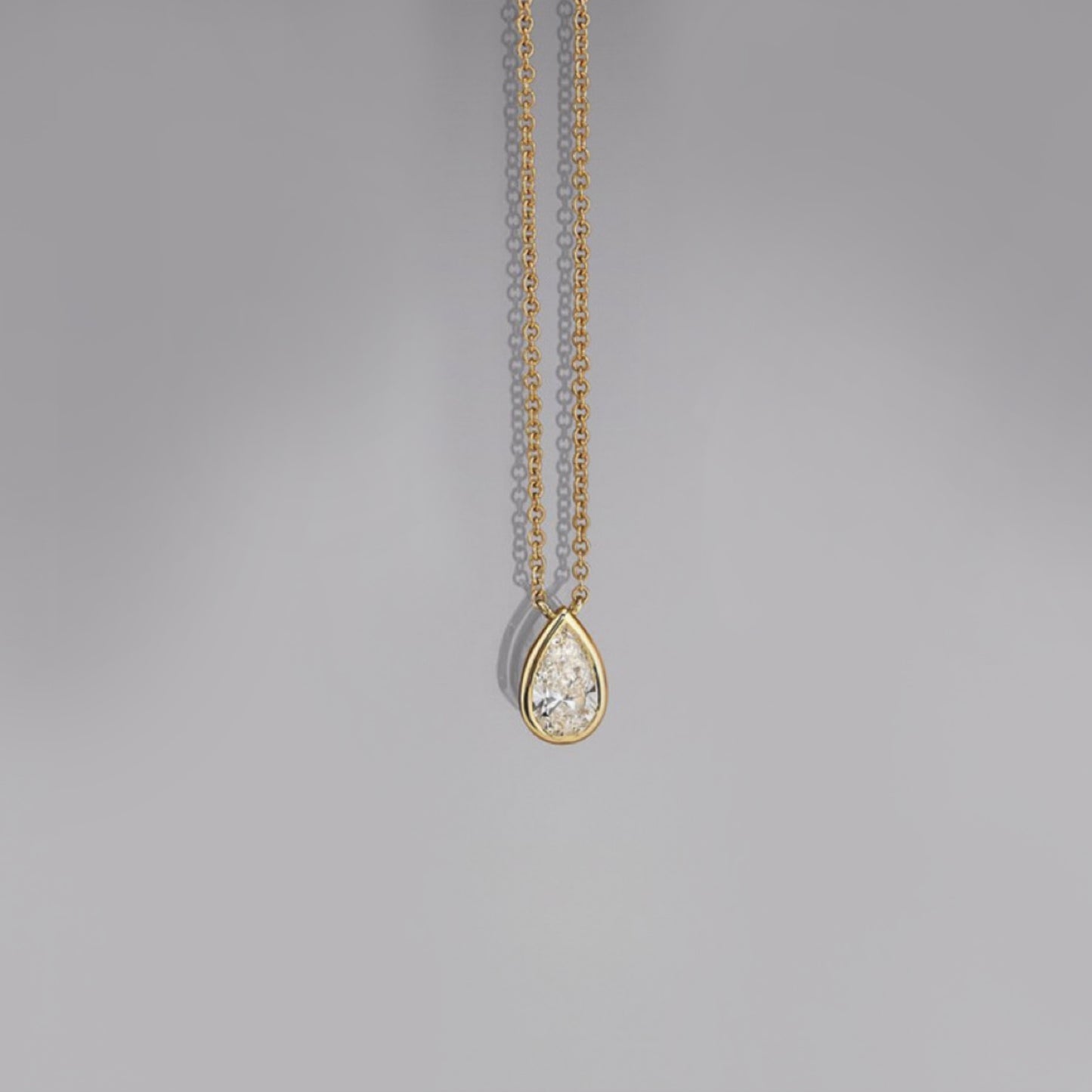18K Gold-Plated Stainless Steel Pendant Necklace - Drazelle Store