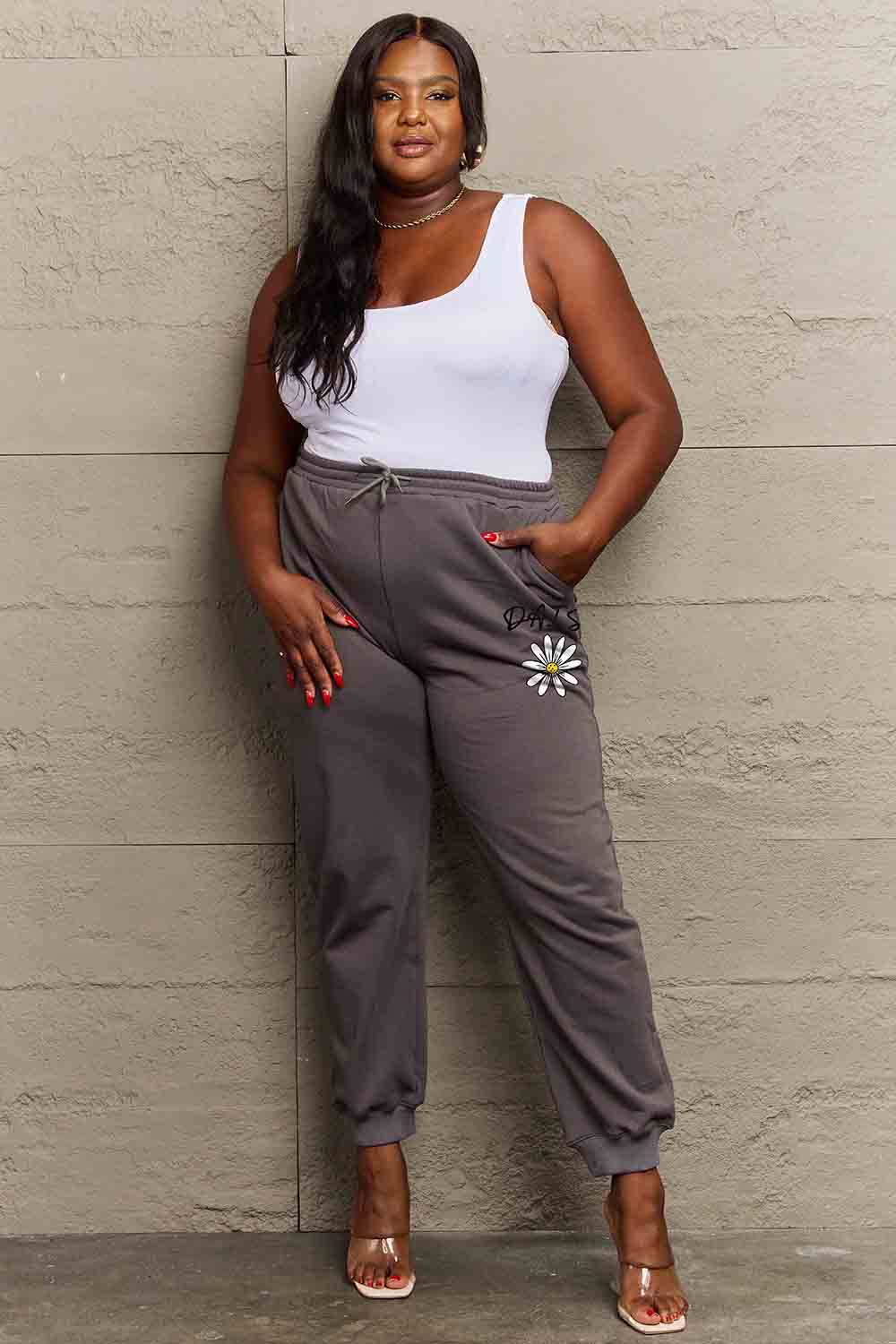 Drawstring DAISY Graphic Long Sweatpants - Drazelle Store