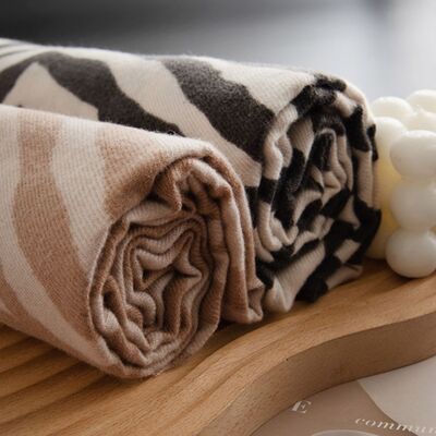 Animal Print Polyester Scarf - Drazelle Sore