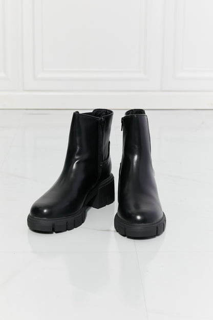 M Shoes What It Takes Lug Sole Chelsea Boots in Black - Drazelle Store