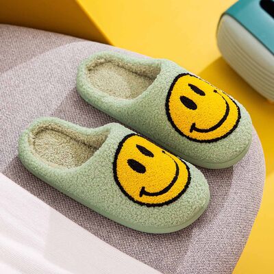 Melody Smiley Face Slippers - Drazelle Store