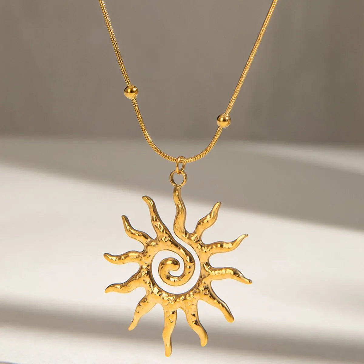 18K Gold-Plated Sun Pendant Necklace - Drazelle Store
