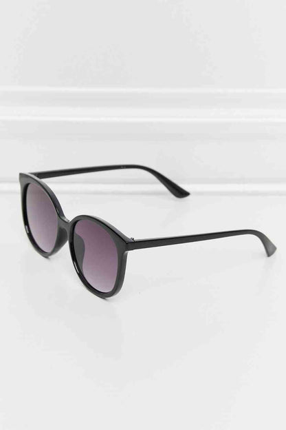 Polycarbonate Frame Full Rim Sunglasses - Drazelle Store