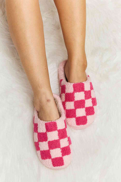 Melody Checkered Print Plush Slide Slippers - Drazelle Store