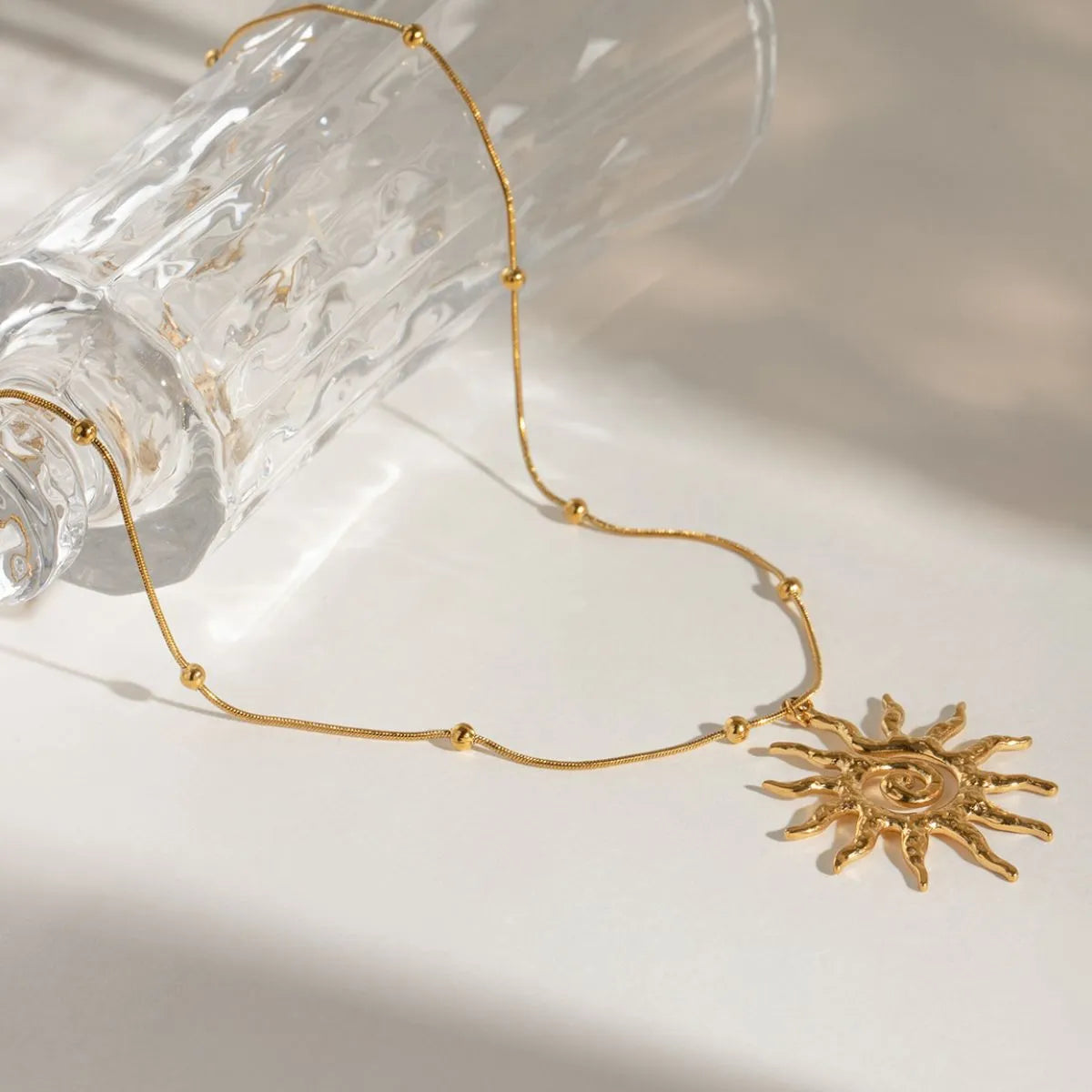 18K Gold-Plated Sun Pendant Necklace - Drazelle Store