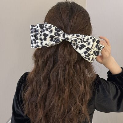 2 Piece Leopard Bow Hair Clip - Drazelle Store