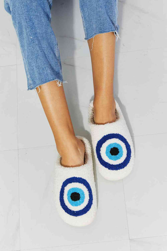 MMShoes Eye Plush Slipper - Drazelle Store