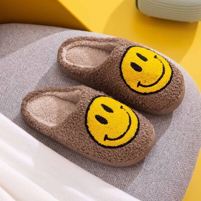 Melody Smiley Face Slippers - Drazelle Store