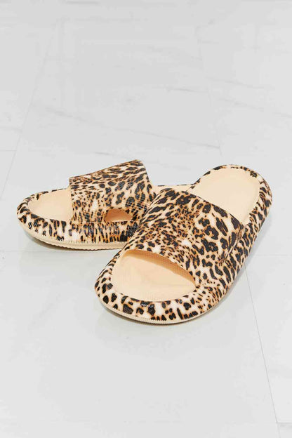 MMShoes Arms Around Me Open Toe Slide in Leopard - Drazelle Store