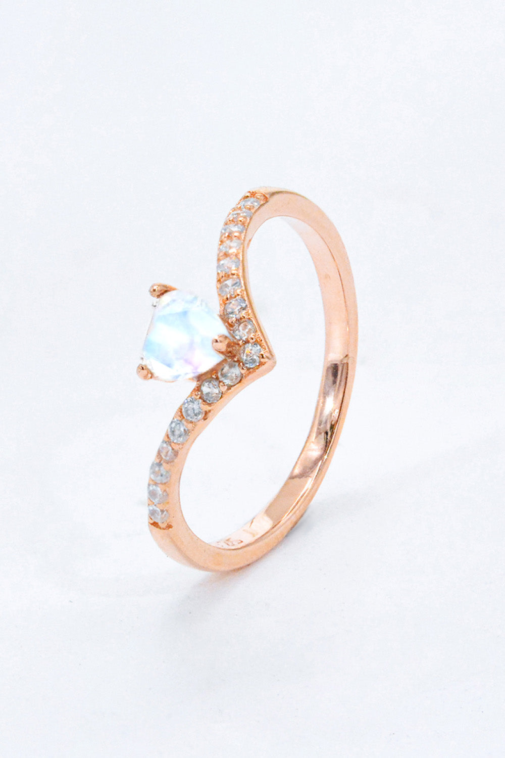 Moonstone Heart-Shaped Ring - Drazelle Store