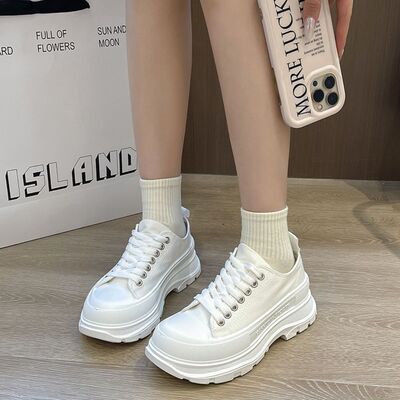 Lace Up Round Toe Platform Sneakers - Drazelle Store