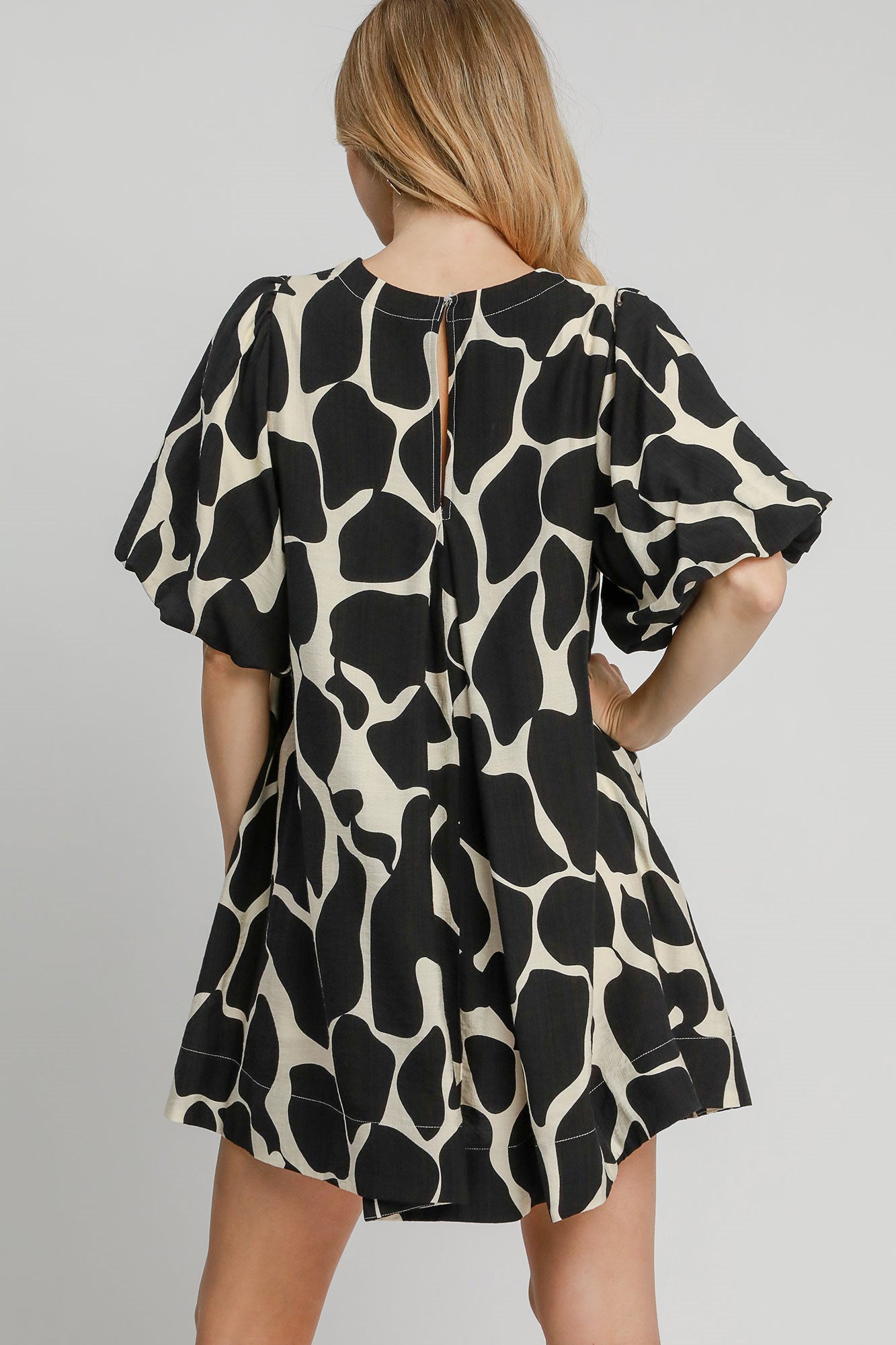 Two Tone Abstract Print Puff Sleeve Dress - Drazelle Store