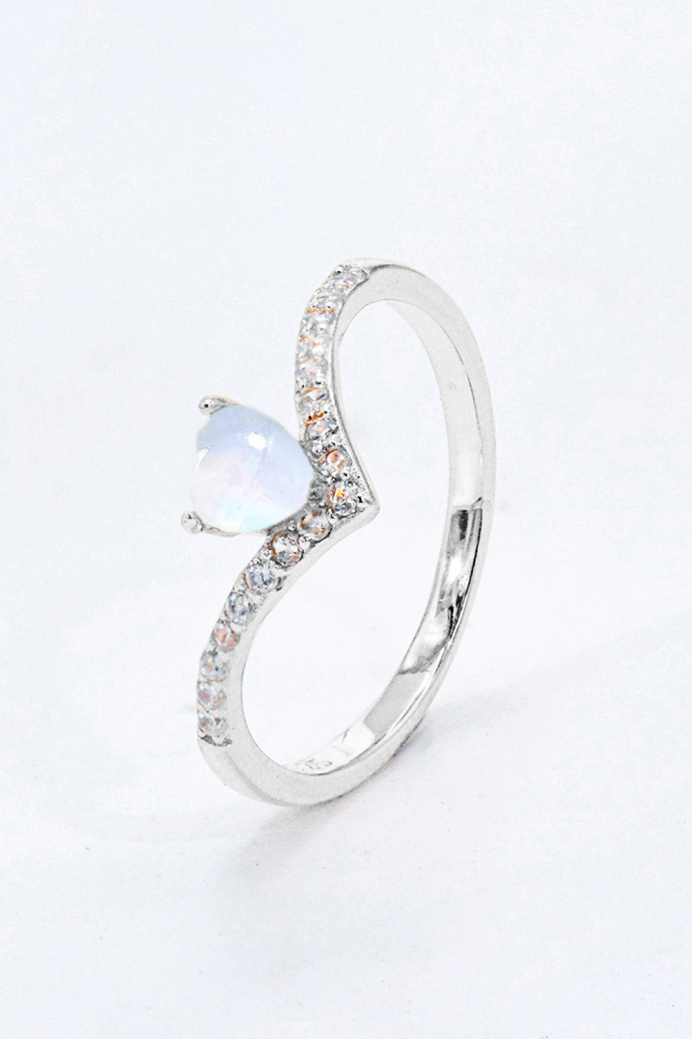 Moonstone Heart-Shaped Ring - Drazelle Store