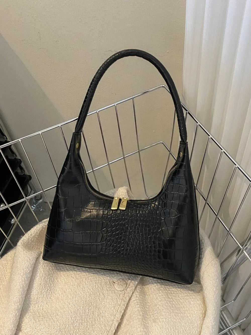 Crocodile Grain Shoulder Bag -Drazelle Store