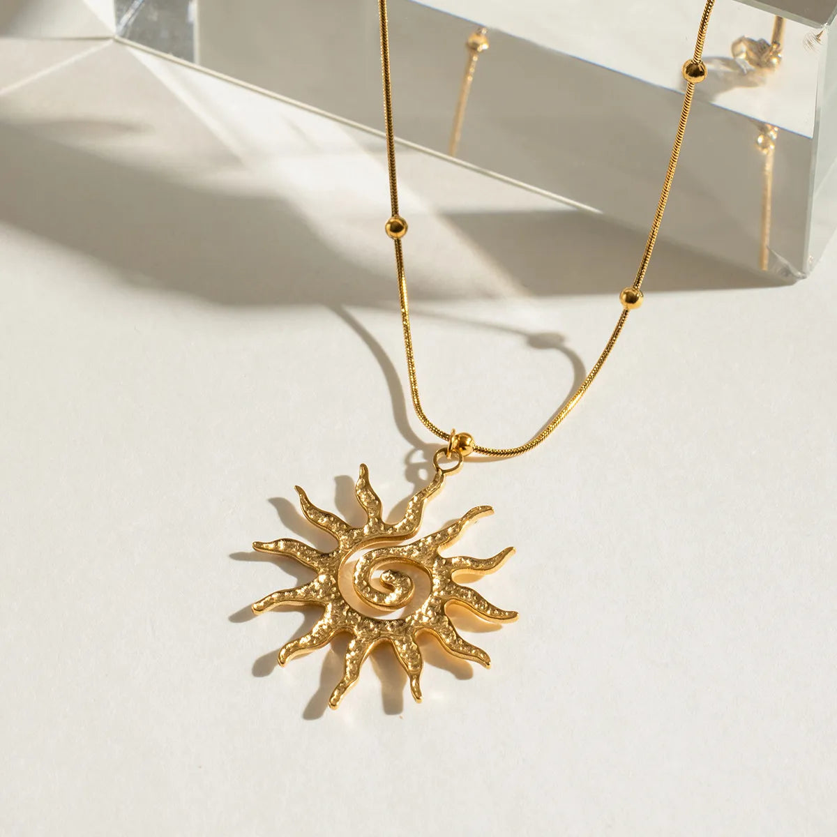 18K Gold-Plated Sun Pendant Necklace - Drazelle Store