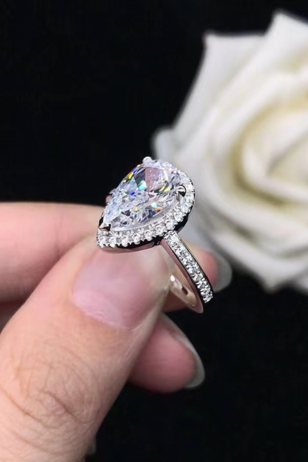 2 Carat Moissanite Teardrop Cluster Ring - Drazelle Store