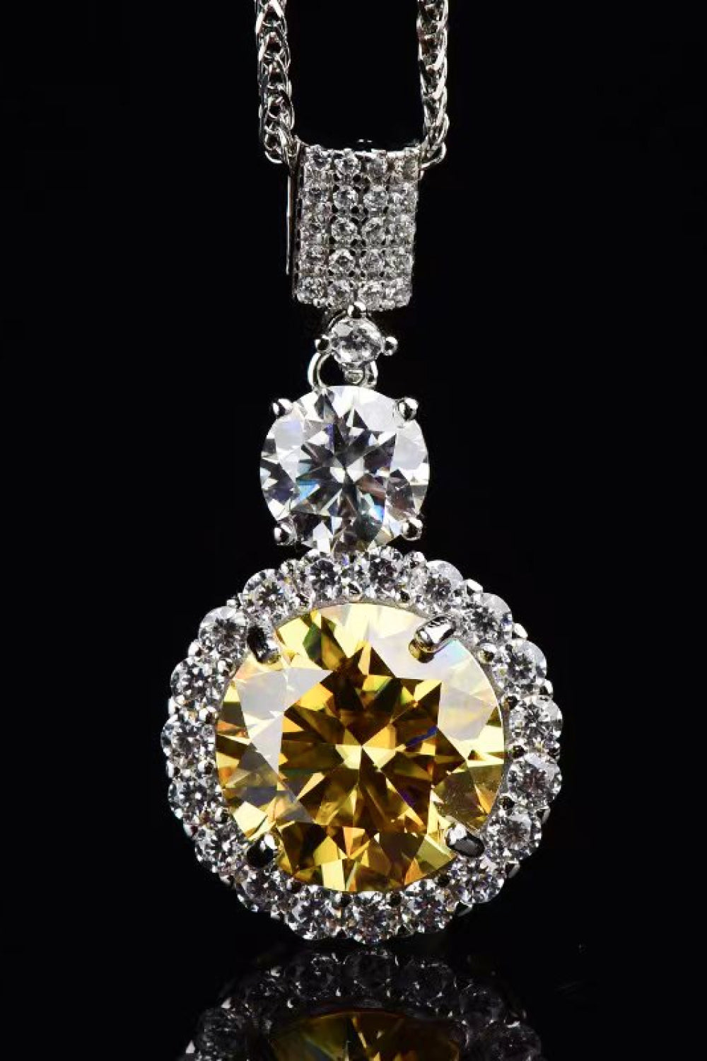 6 Carat Moissanite Pendant Necklace - Drazelle Store