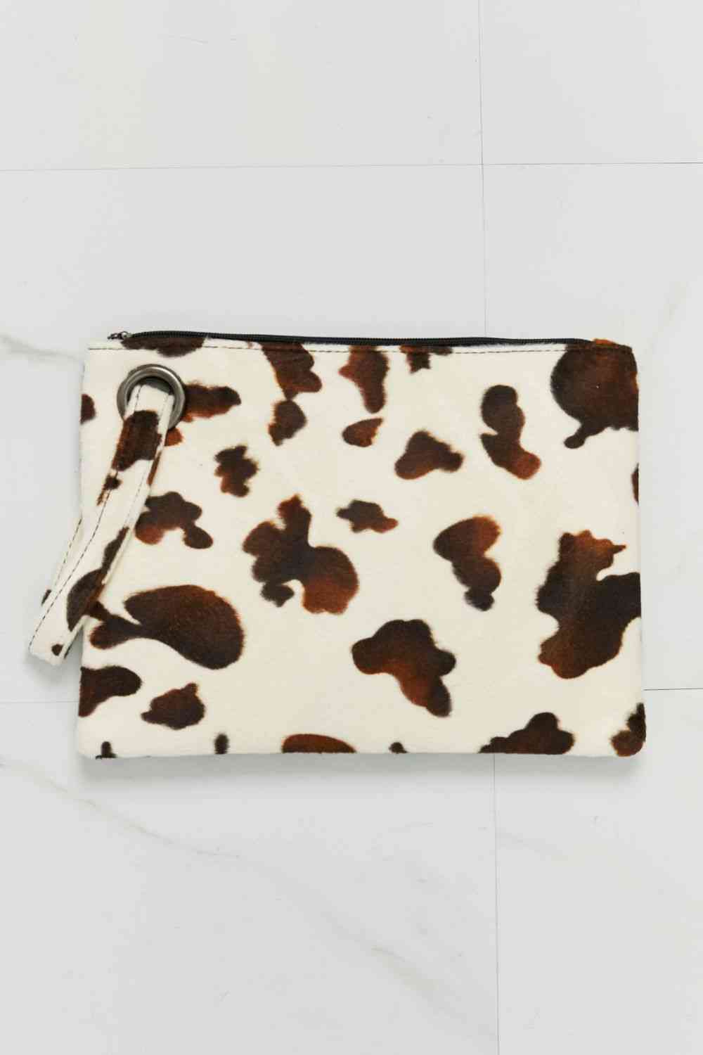 Come Along Animal Print Wristlet - Drazelle Store