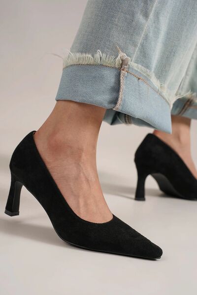 Beast Fashion Faux Suede Point Toe Pumps - Drazelle Store