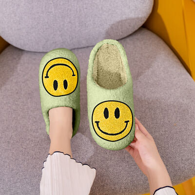 Melody Smiley Face Slippers - Drazelle Store