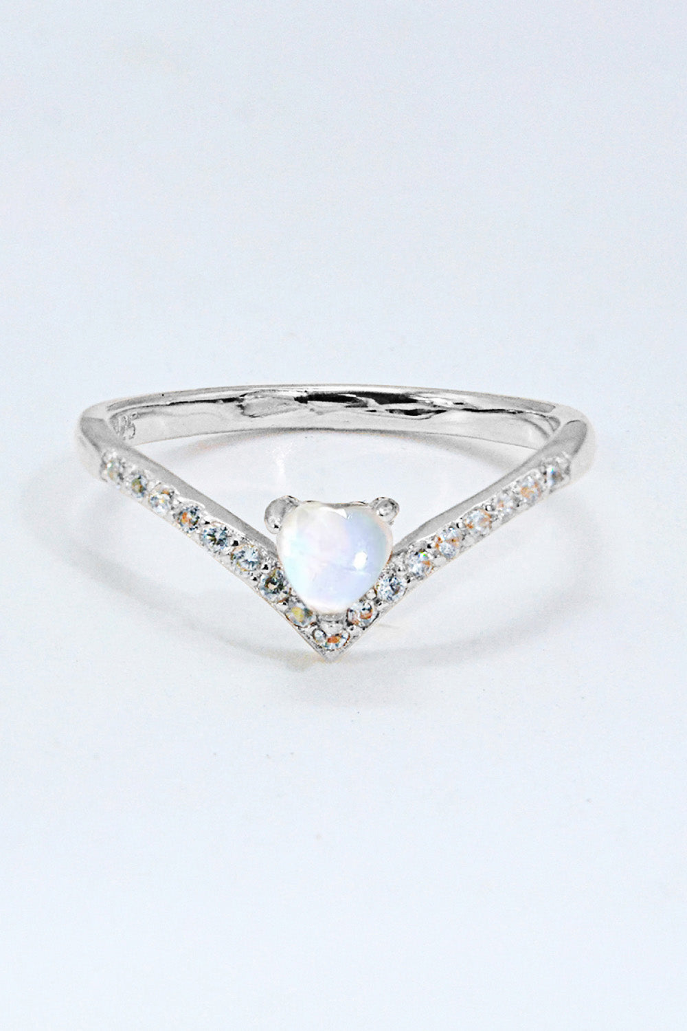 Moonstone Heart-Shaped Ring - Drazelle Store