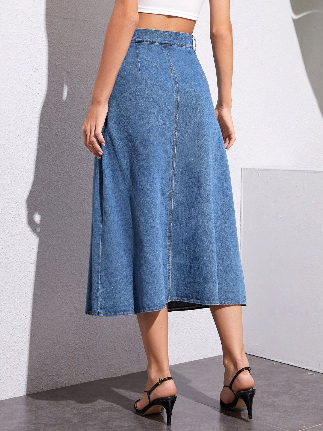 Buttoned Midi Denim Skirt with Pockets - Drazelle Store