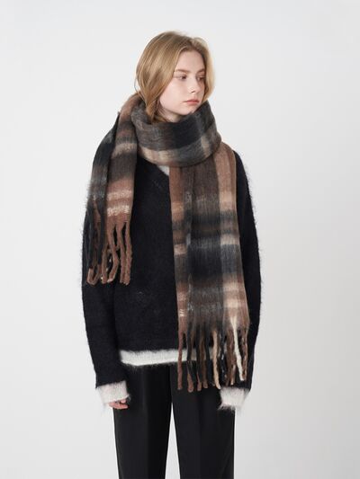 Fringe Plaid Polyester Scarf - Drazelle Store