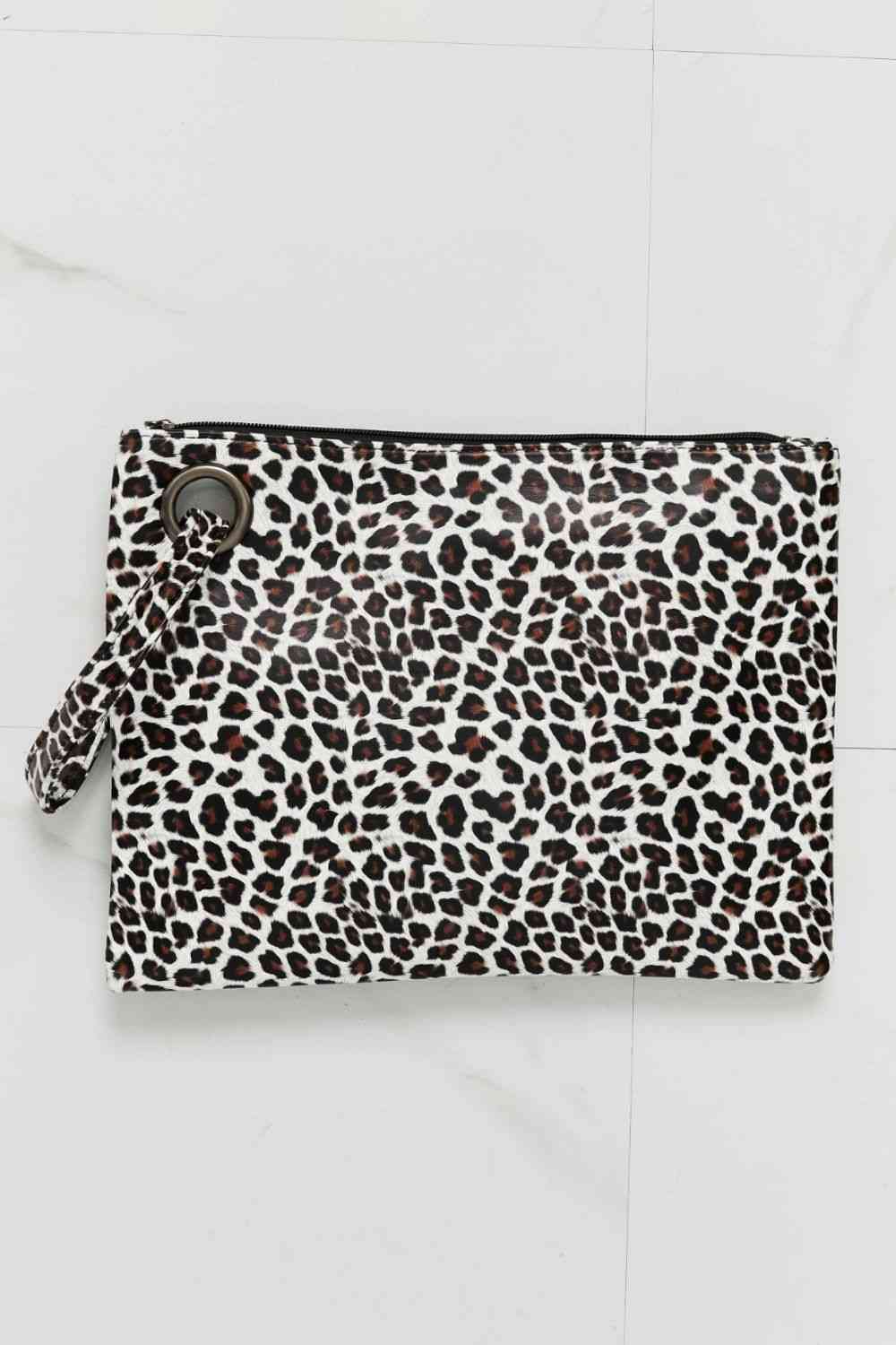 Come Along Animal Print Wristlet - Drazelle Store